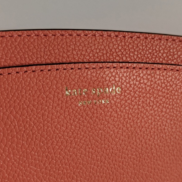 NEW Kate Spade East West Crossbody Purse in Coral - Picture 2 of 7